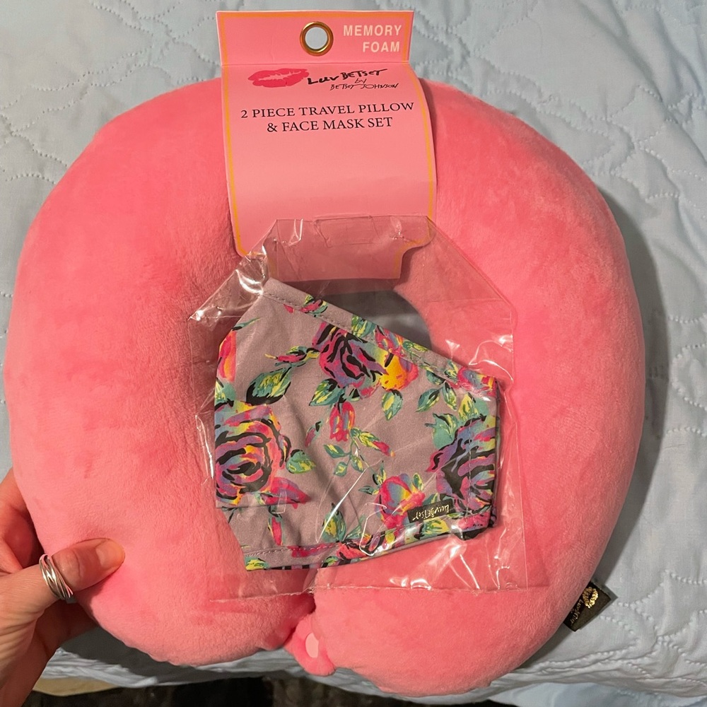 Betsey Johnson Travel Pillow and Face Mask Combination